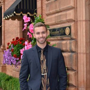 Meet your Posher, Byron