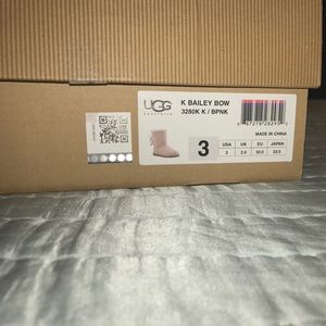 Pink short ugg boots