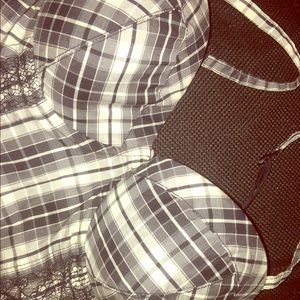 Worn in the show Vampire Diaries 💎 by GUESS