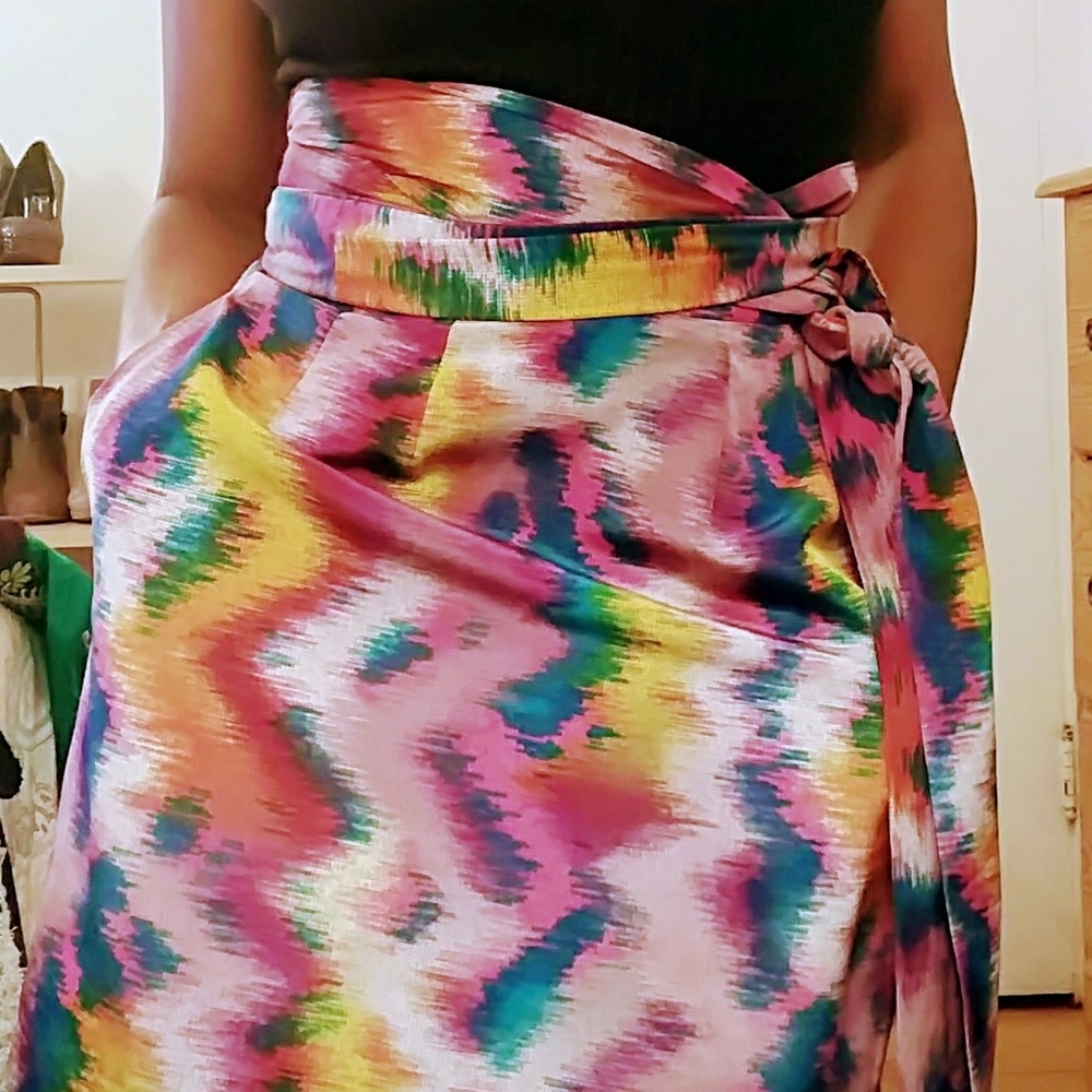 Skirt - Picture 4 of 4