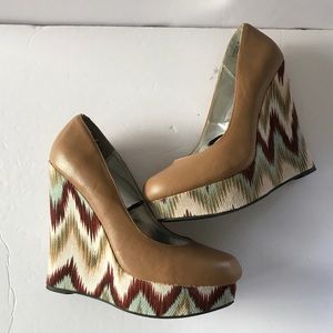 🛍 Dollhouse Tan Faux Leather Wedges Size 10