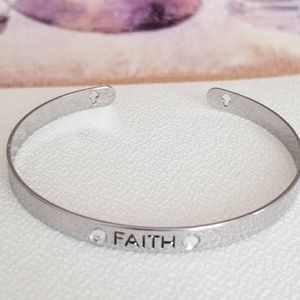 🌻 Faith bangle 🌻