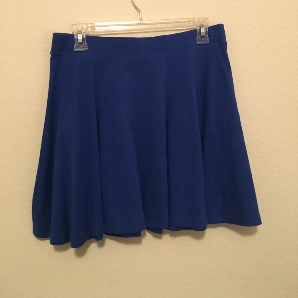 NEW BLUE CIRCLE SKIRT!