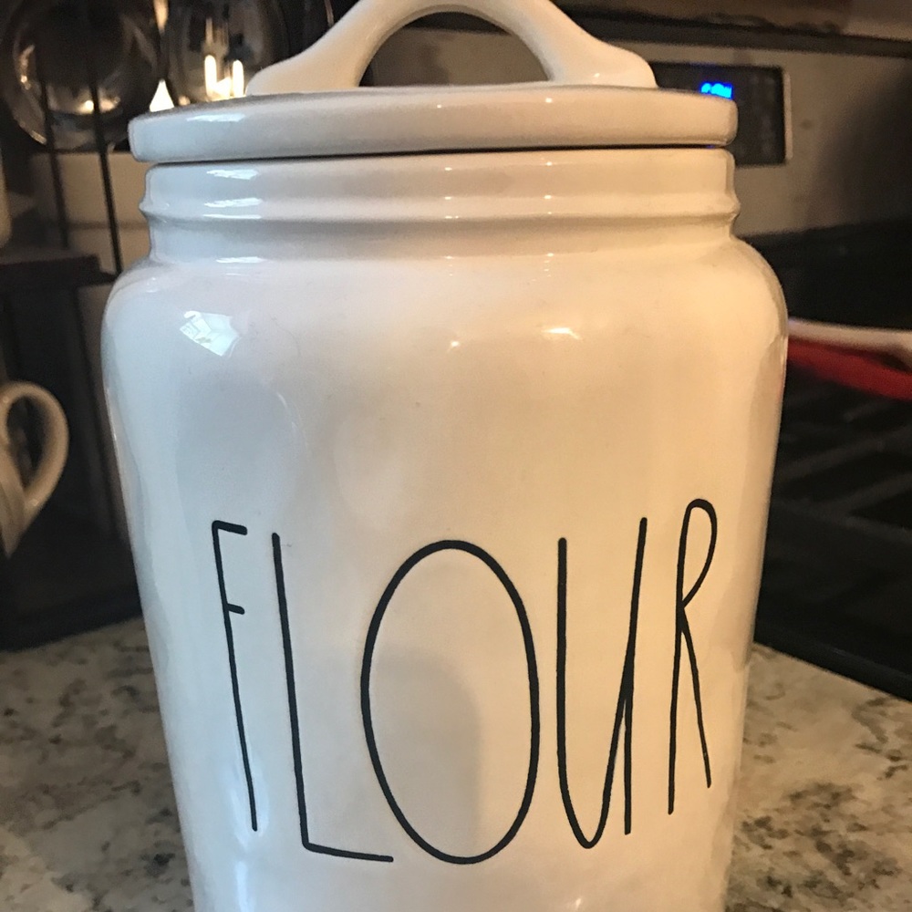 Rae Dunn flour
