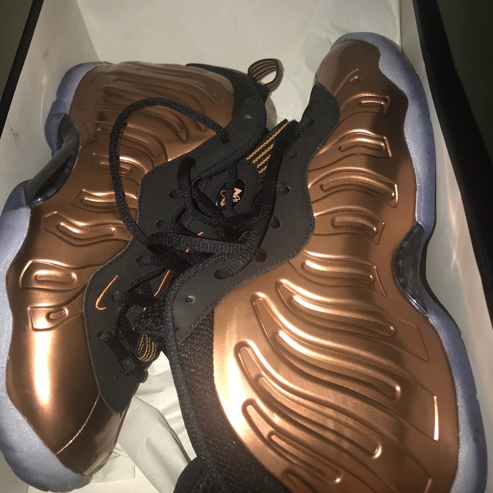 Nike Foamposits