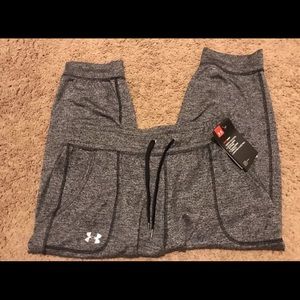 ❌SOLD❌ Under Armour yoga pants Size M