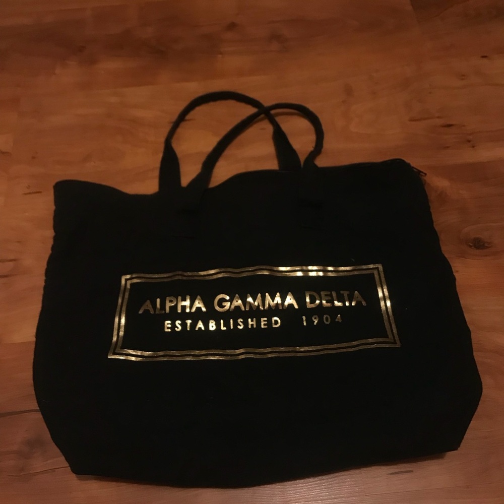 Alpha Gamma delta Tote