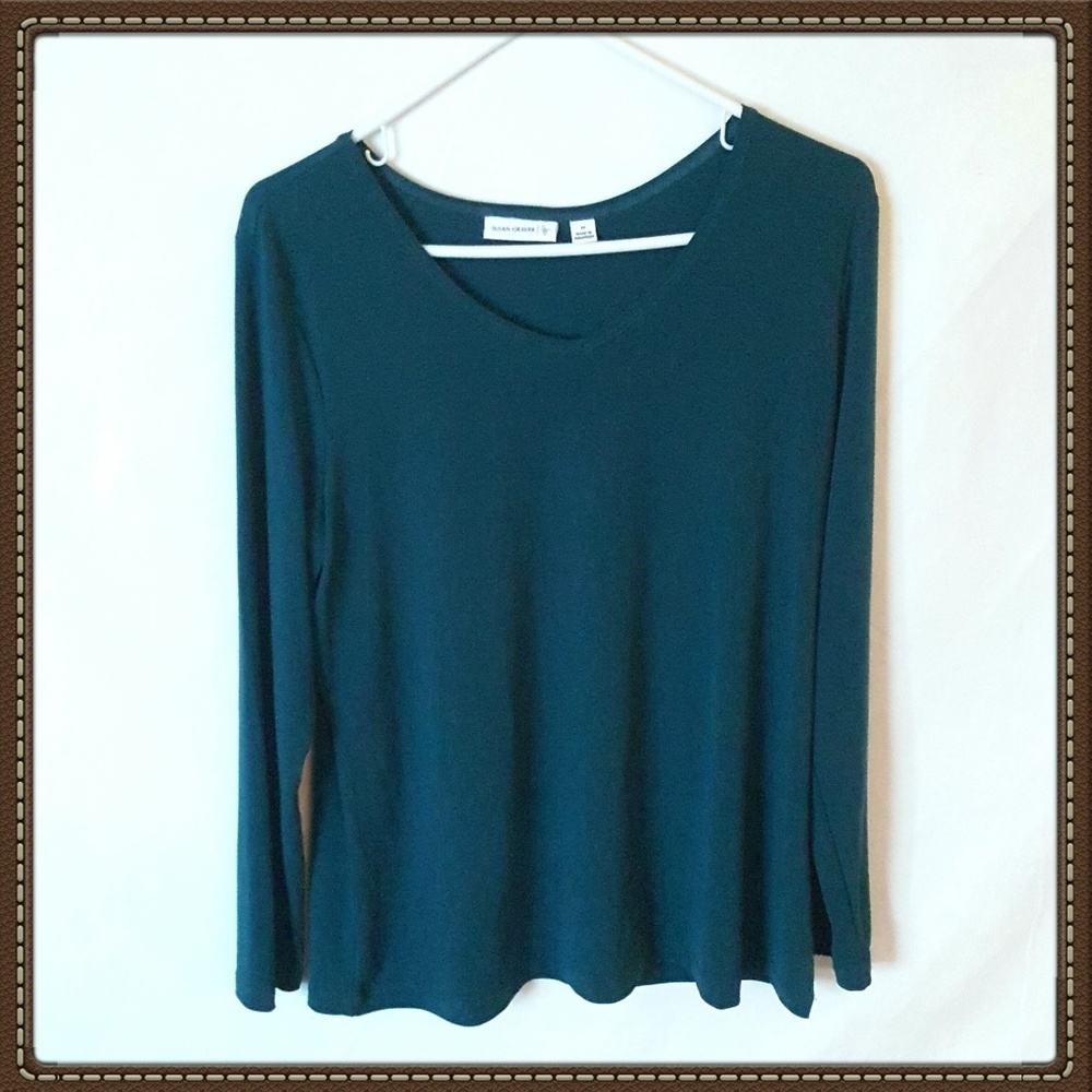 Susan Graver Liquid Knit L/S V Neck Top Green