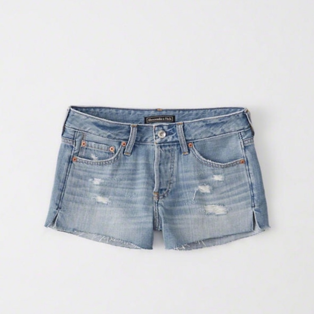 NWT Abercrombie & Fitch Boyfriend Denim Shorts