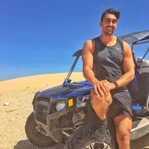 Meet your Posher, Adrian