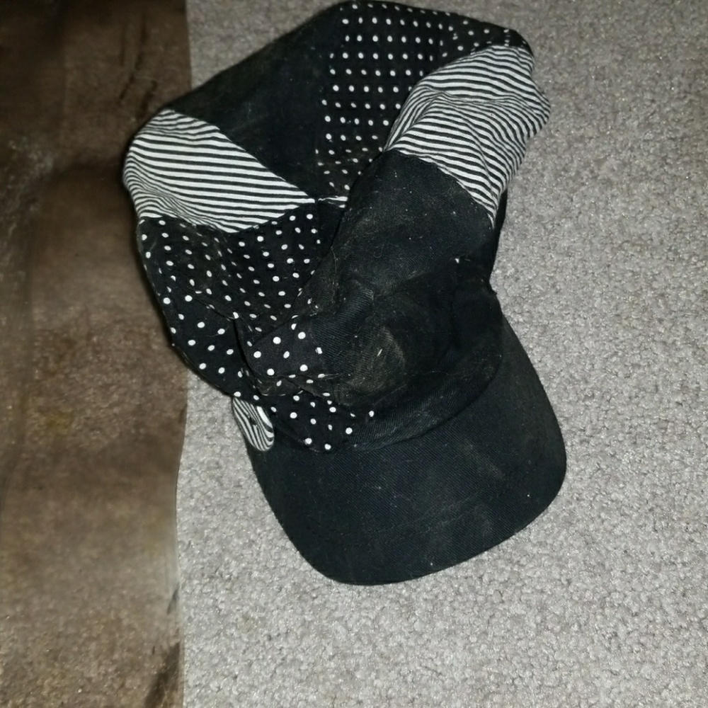 Hat - Picture 2 of 2