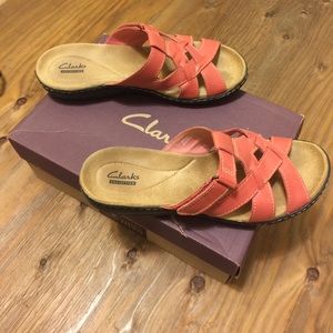 clarks leisa bloom