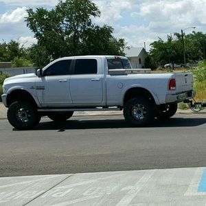 Meet your Posher, Julius