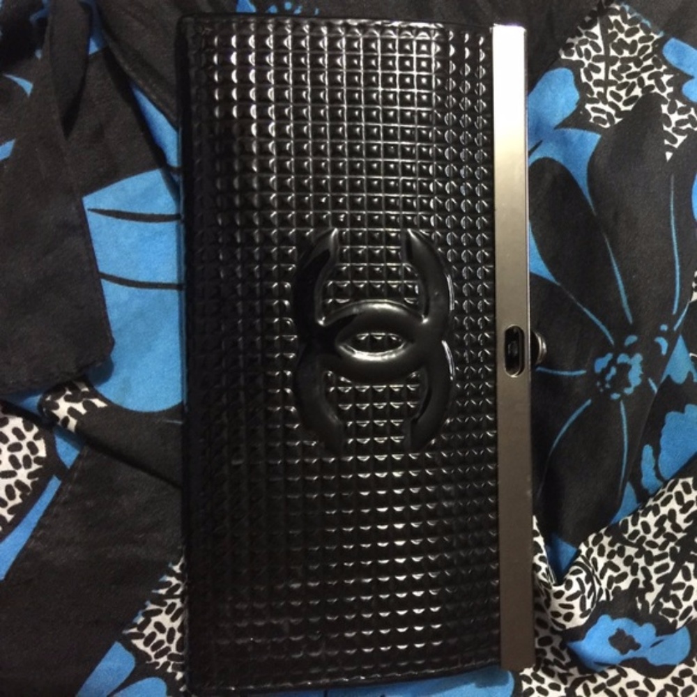 Chanel Authentic Wallet Black Patent Vintage