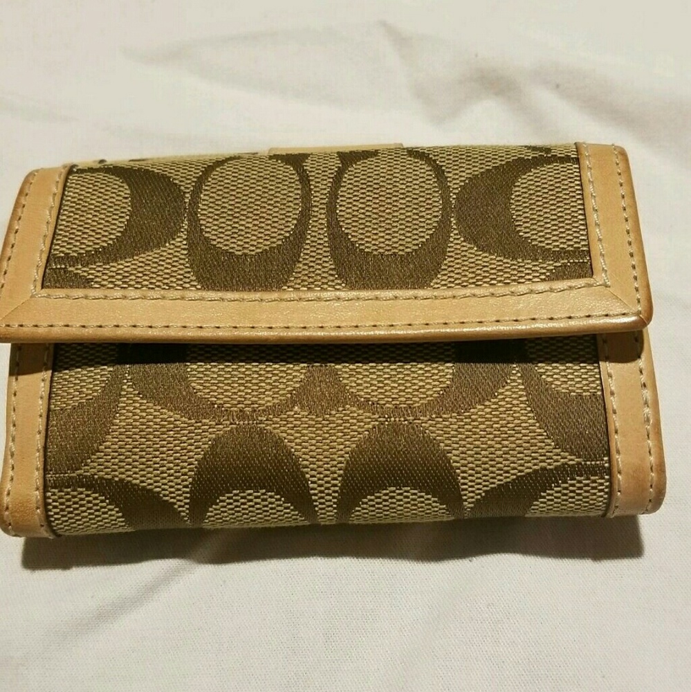 Authentic Coach Wallet