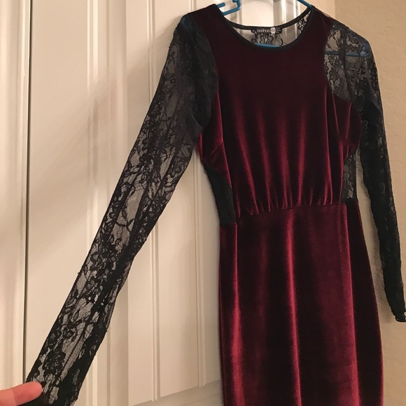 BURGUNDY VELVET BLACK 🖤 LACE MIDI - Picture 3 of 8