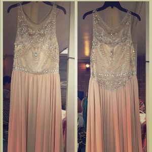 Gorgeous Beaded Gown size 16/18