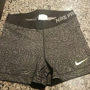 Nike Pro Spandex Shorts Medium