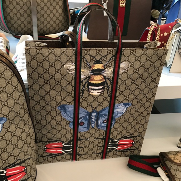 TODAY: Mini Bags + Jewelry coming 🔥Bookmark me - Picture 2 of 3