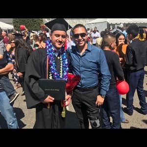 Meet your Posher, Julio