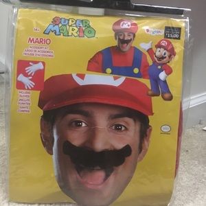 Mário hat and gloves