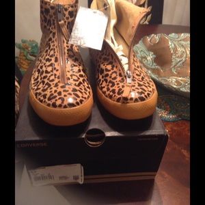 Converse hi top leopard tennis 8.5