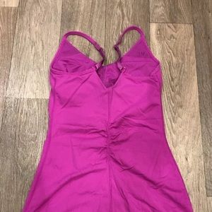 Lululemon tops size 4