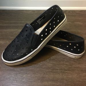 Mossimo preferated slip on's