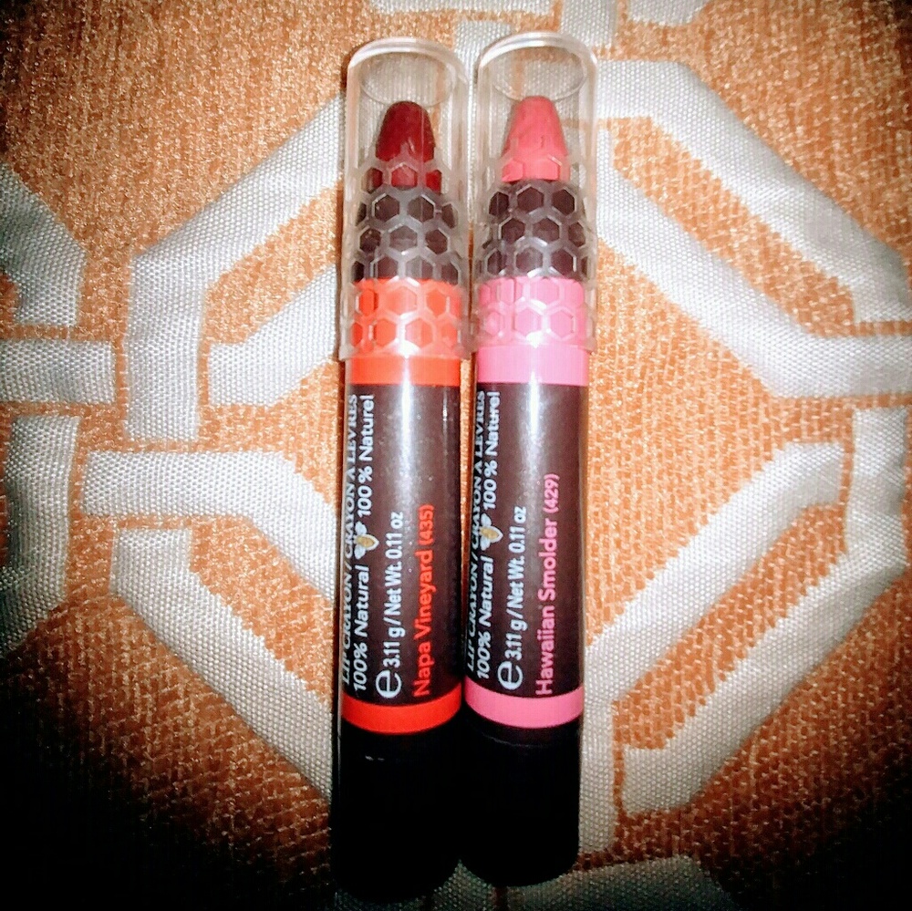 Burt's Bees lip crayons (chubby sticks) x2