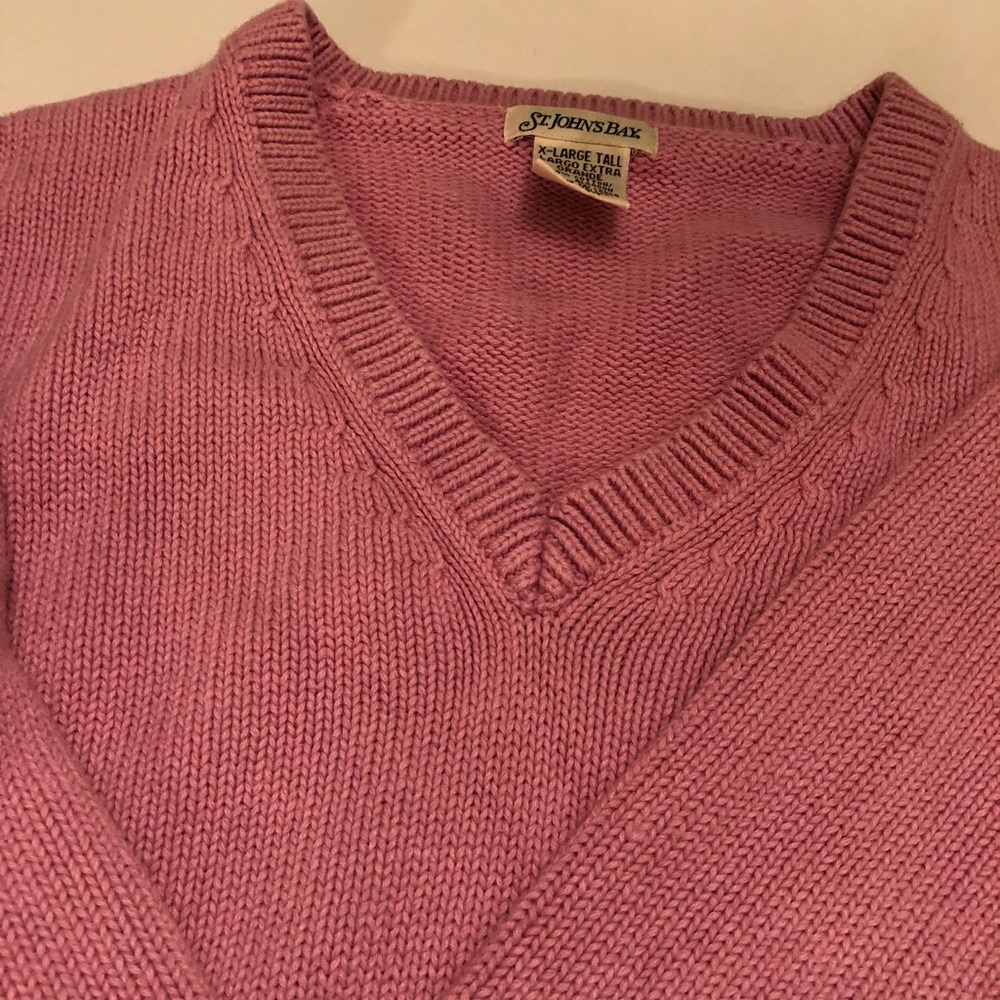 XL St. John’s Bay pink V neck sweater