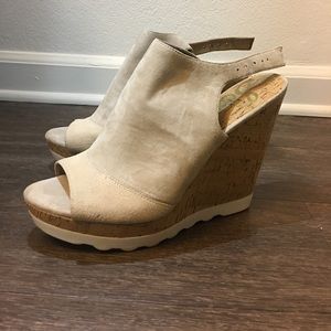 Sam Edelman tan suede cork wedges