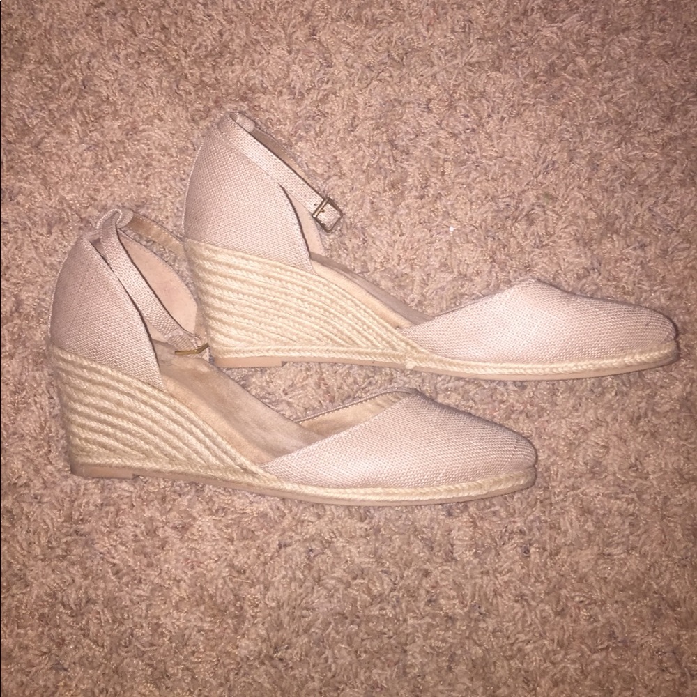 Beige and braided heels