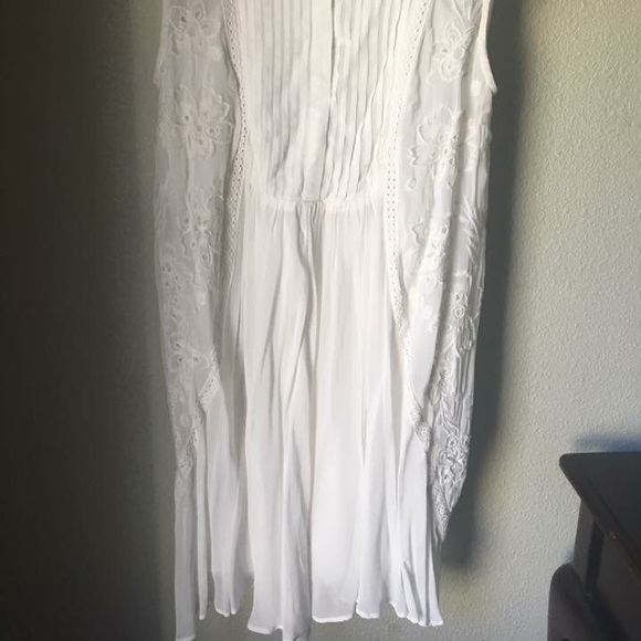 EUC Anthropologie HD in Paris Madrid Swing, size 4 - Picture 4 of 6