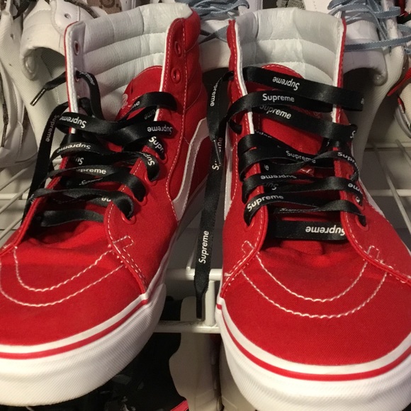 Supreme vans