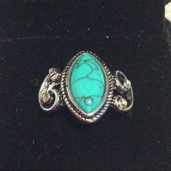 🎀 New turquoise gemstone silver ring size 6 - Picture 4 of 8