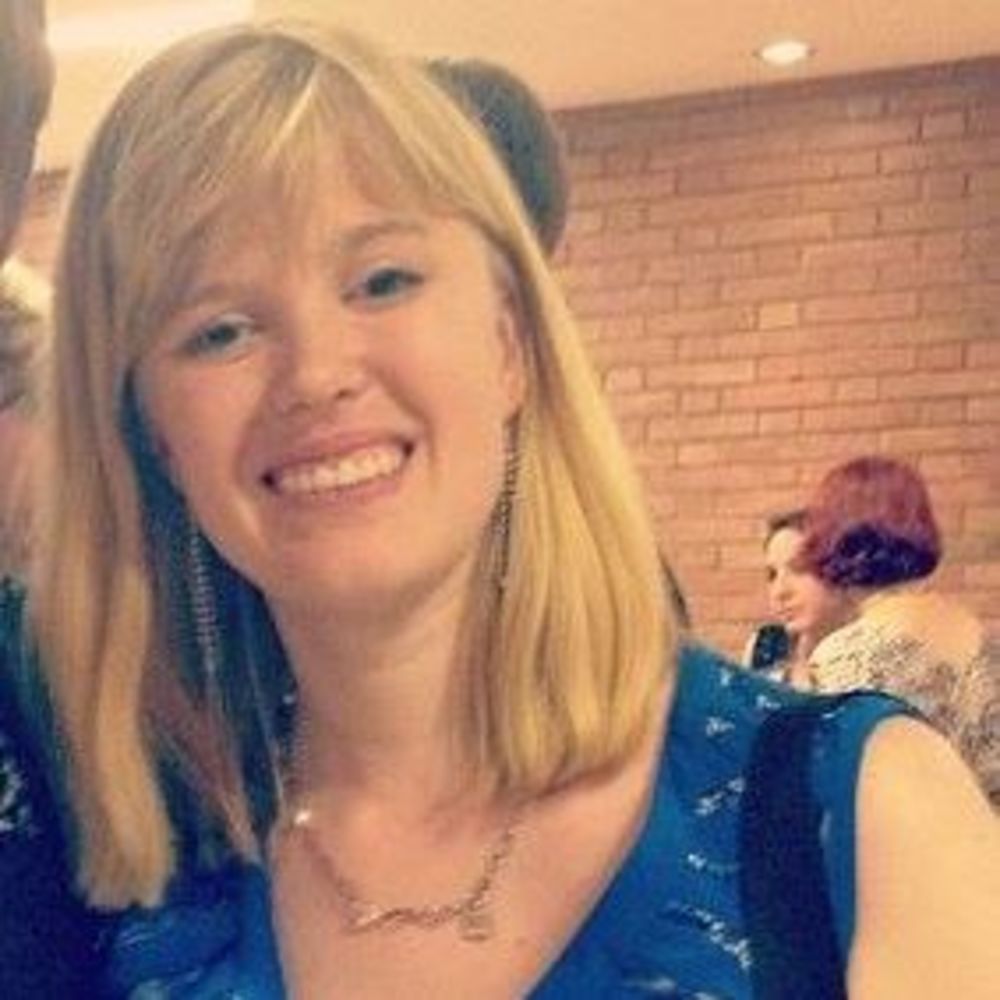 Meet your Posher, Clara