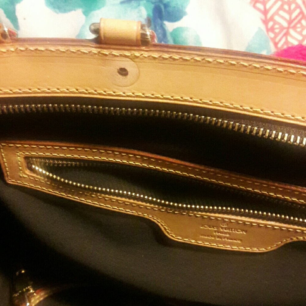 Lv missing button