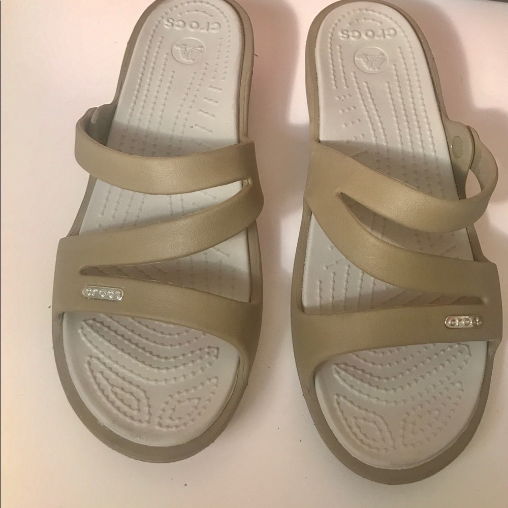 Croc slides