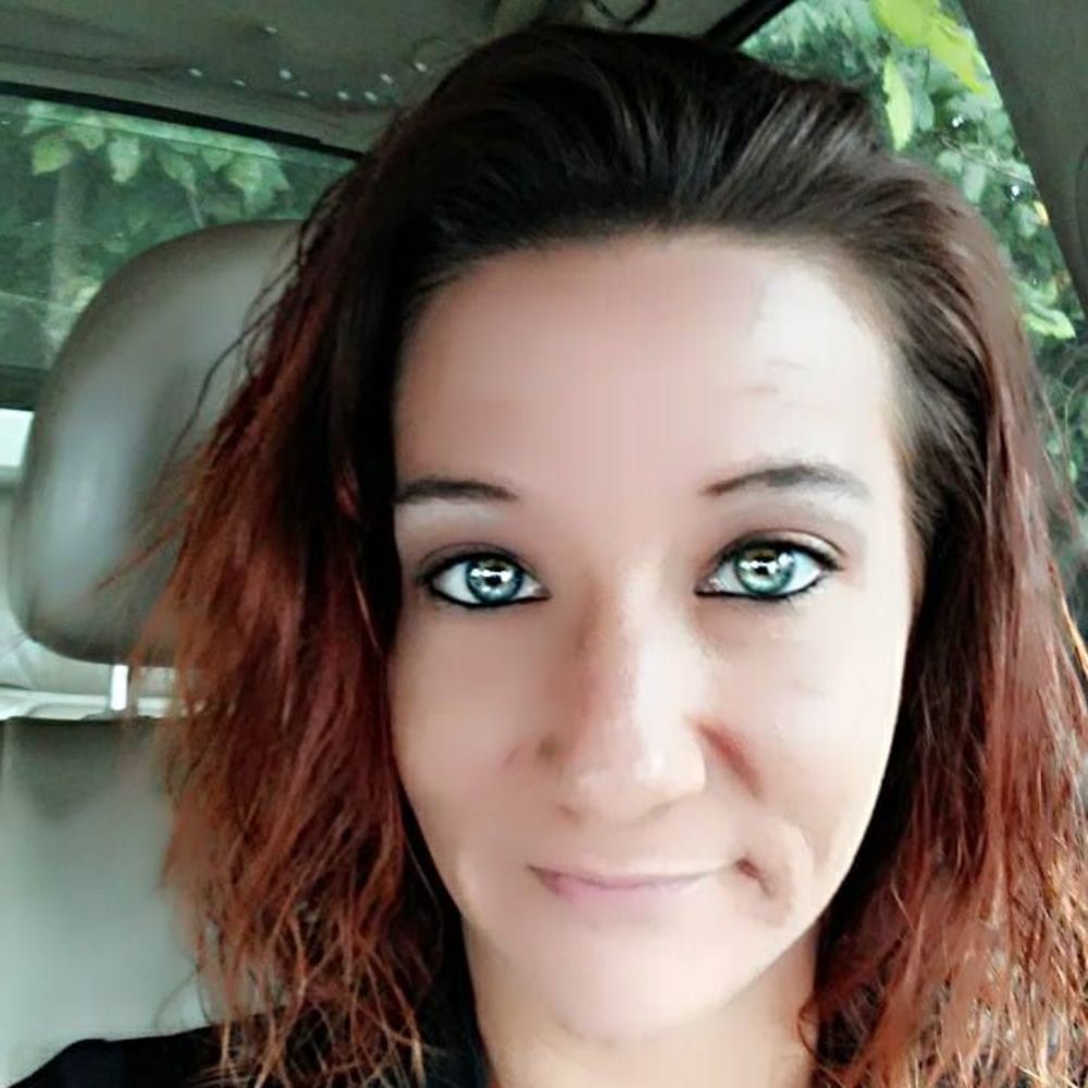 Meet your Posher, Stefanie