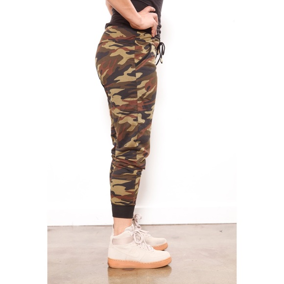 Classic Camos - Picture 3 of 4