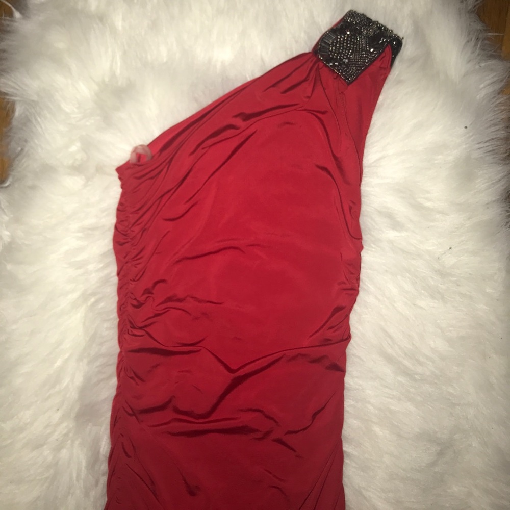 Red one shoulder dress size small