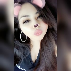 Meet your Posher, Krystal