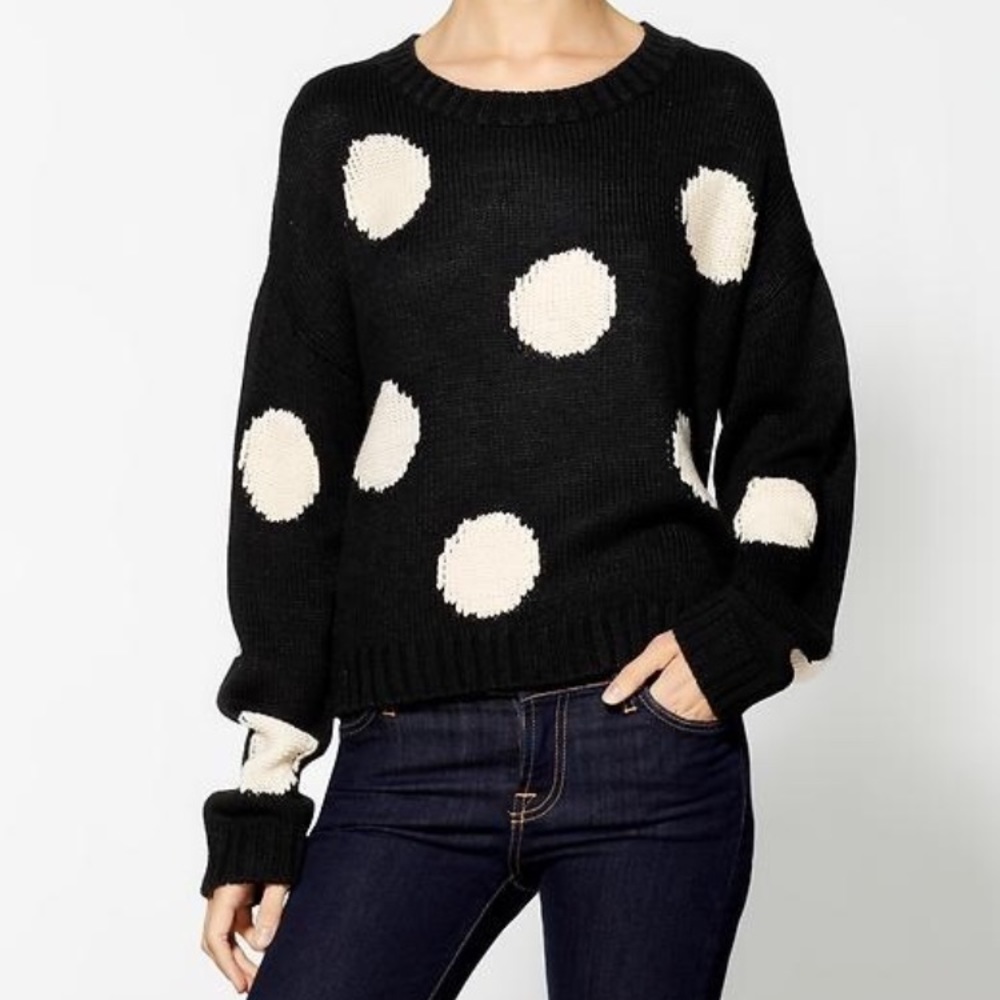 NWOT Dex Cream & Black Knit Sweater