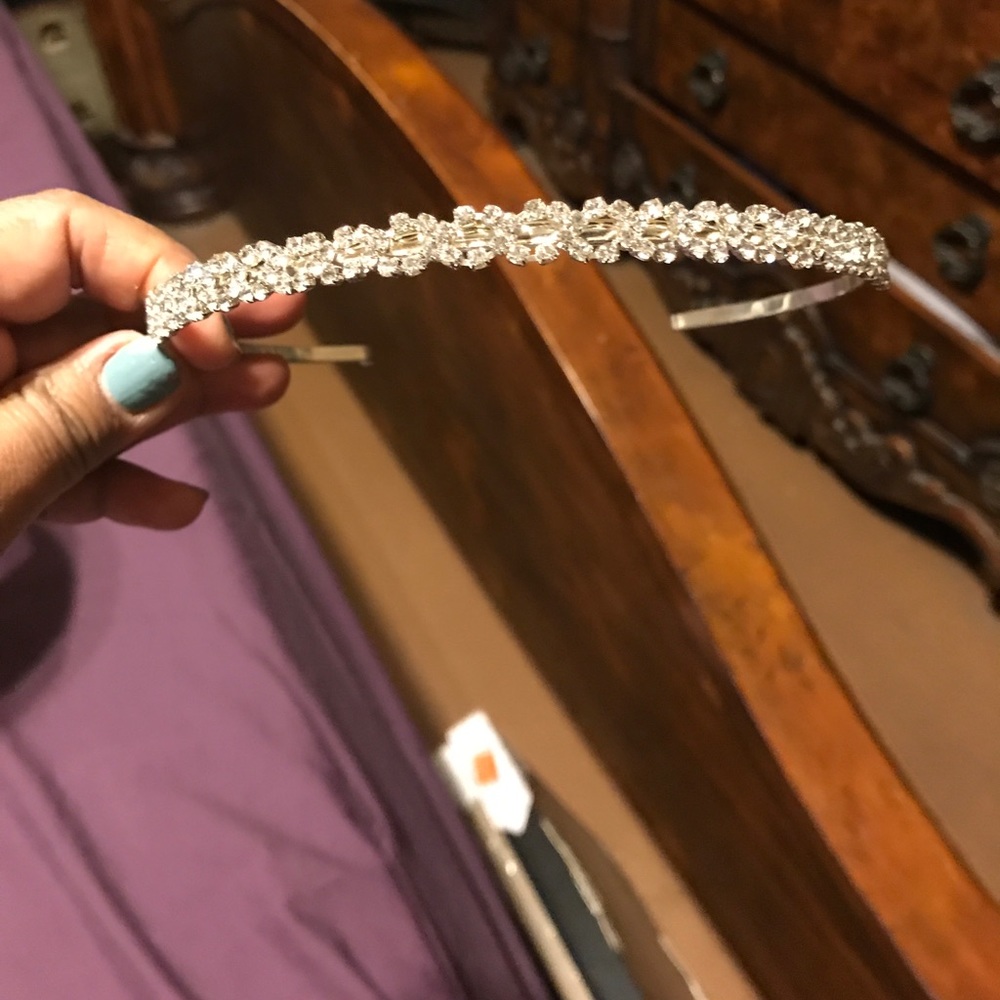 Beautiful tiara!