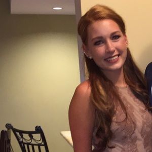 Meet your Posher, Paulina