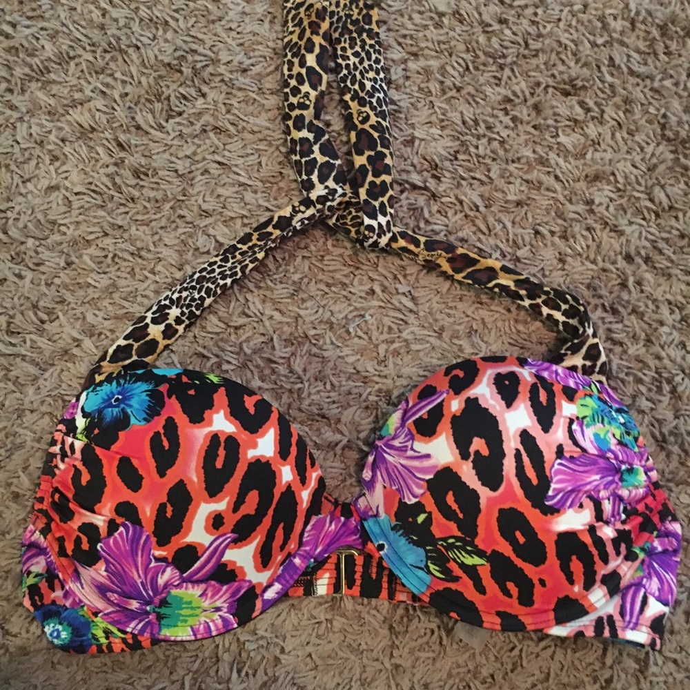 Bombshell bikini top❗️❌SOLD ON OTHER SITE❌❗️