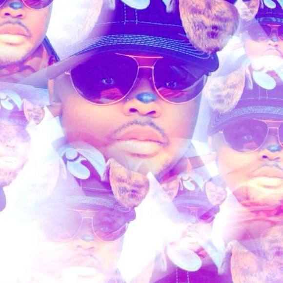 Meet your Posher, Kyle - Picture 1 of 1