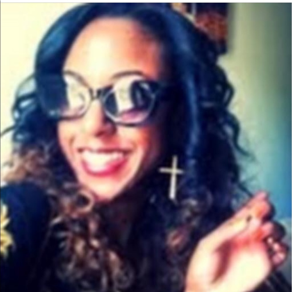 Meet your Posher, Roberta