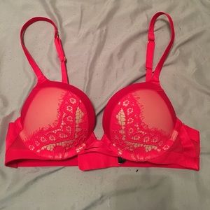 VS Bombshell bra