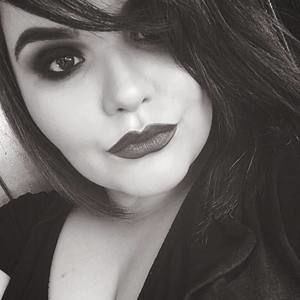 Meet your Posher, Tonie